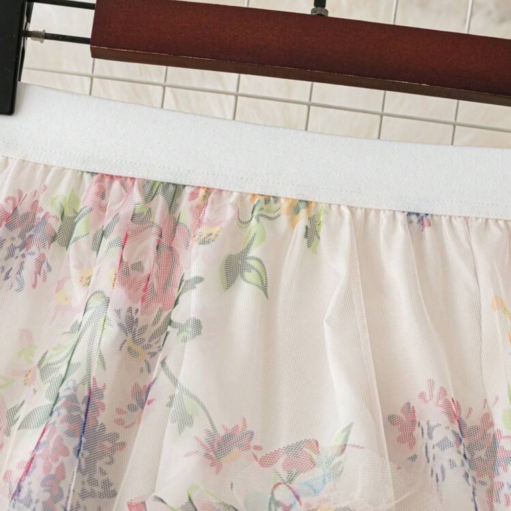 💐 PLUS Floral Tulle Skirt 💐 - Picture 5 of 5